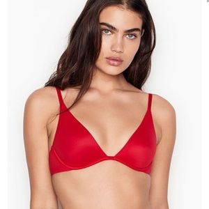 NWT- 34DD Incredible by Victoria’s Secret Unlined Plunge Bra, Lipstick
